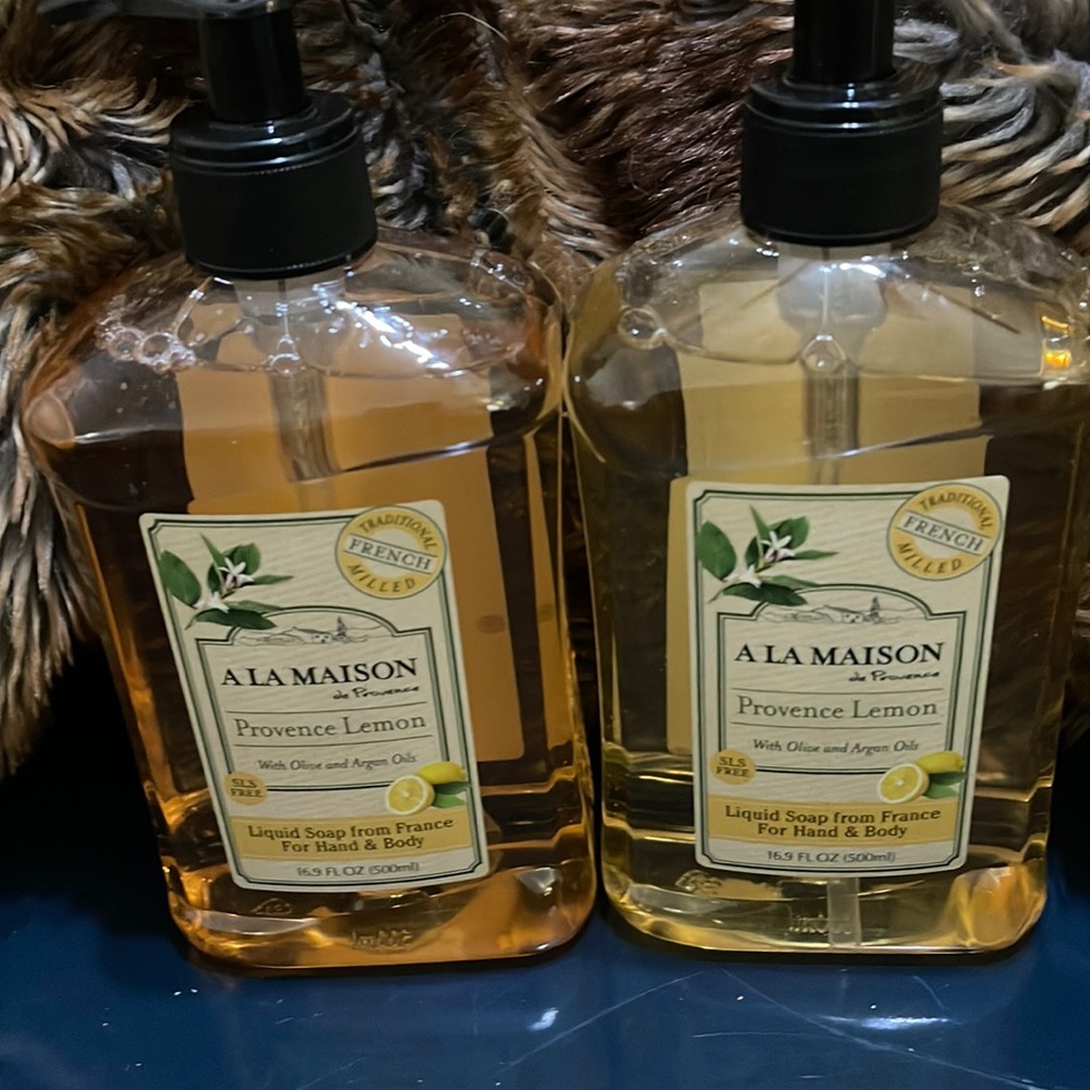A LA MAISON deprovence Provence Lemon w/Olive and ArganOils Liquid Soaps France